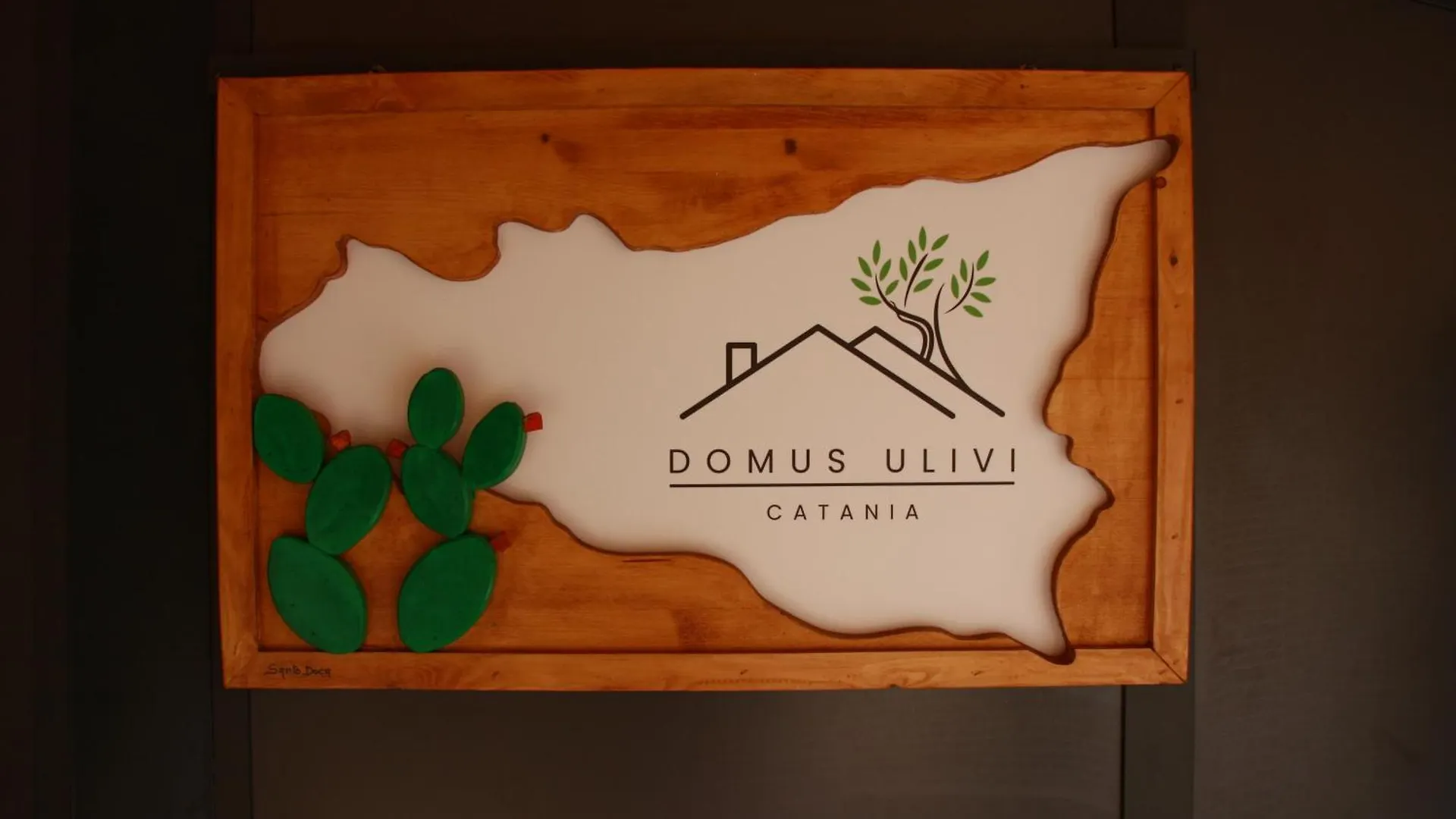 Domus Ulivi Luxury Rooms Nocellara Catania Guest house