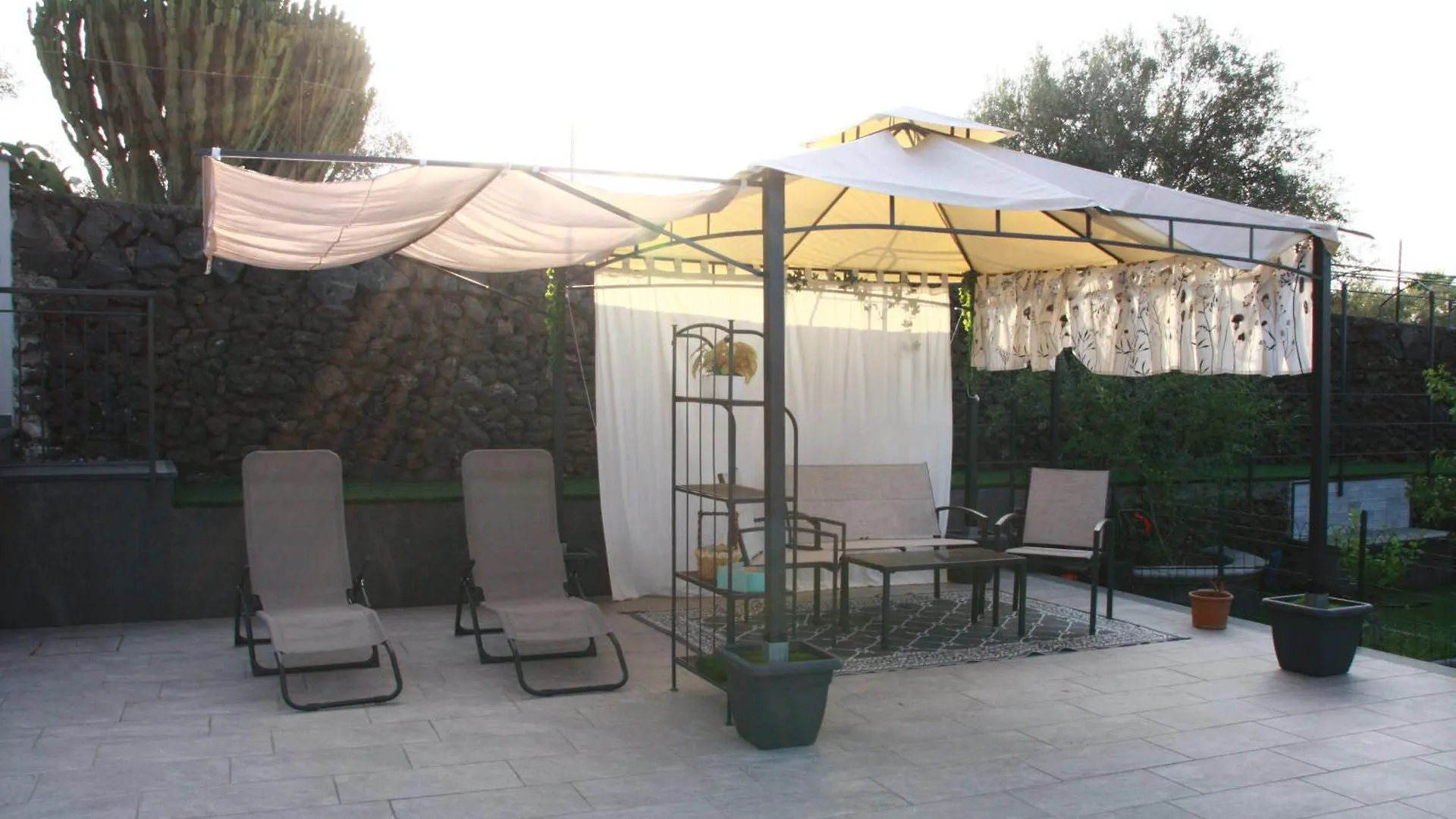 Domus Ulivi Luxury Rooms Nocellara Catania