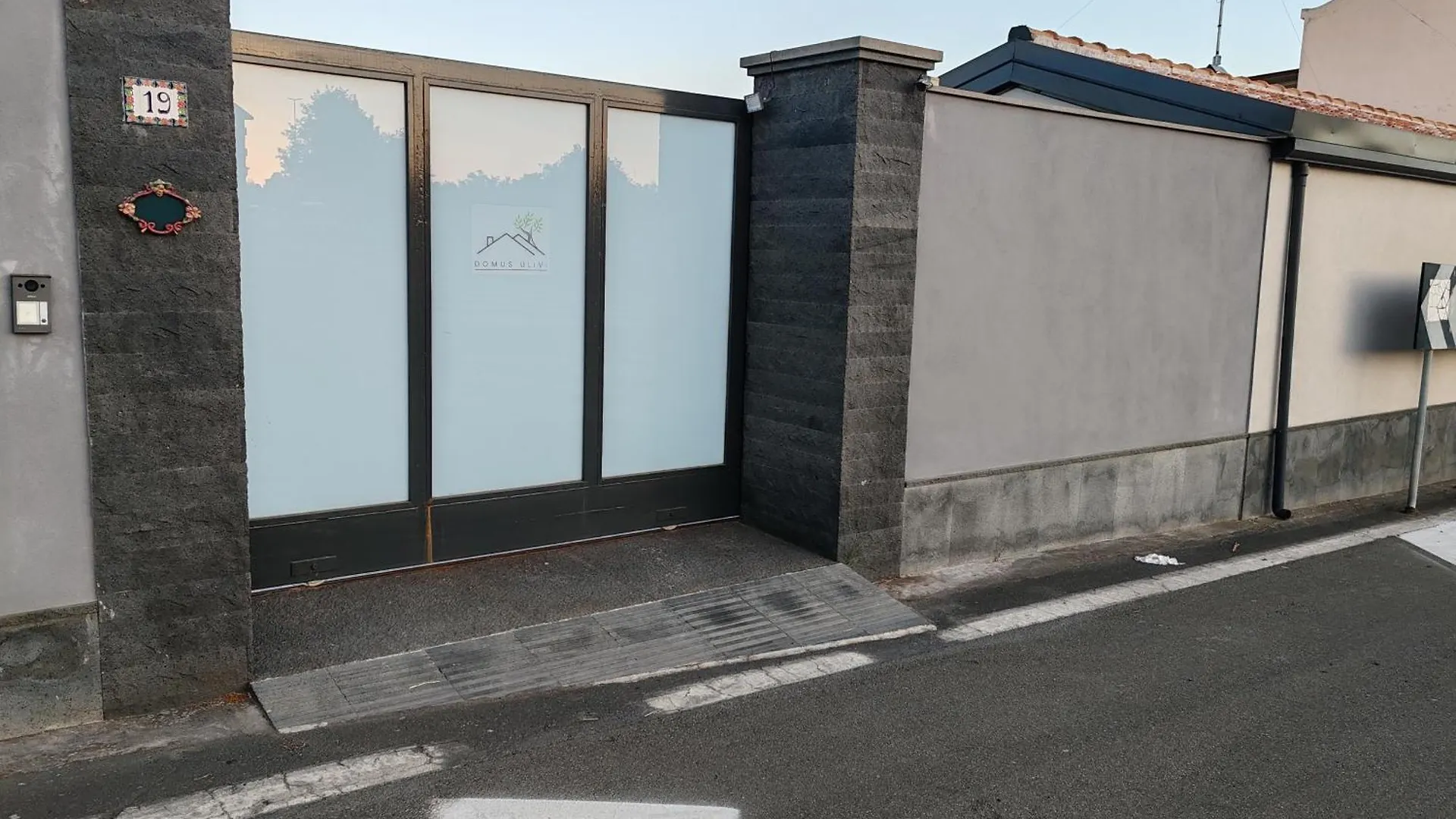 Guest house Domus Ulivi Luxury Rooms Nocellara Catania