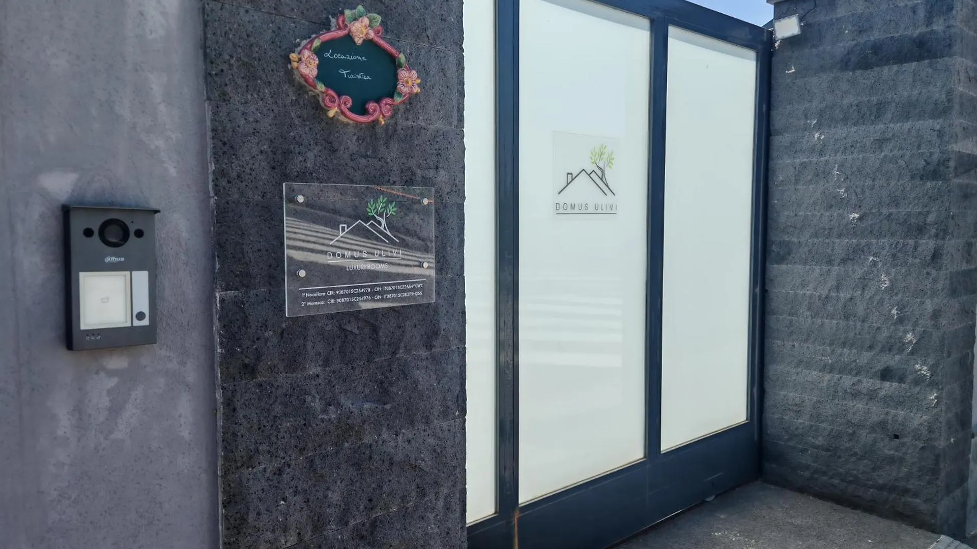 Domus Ulivi Luxury Rooms Nocellara Catania